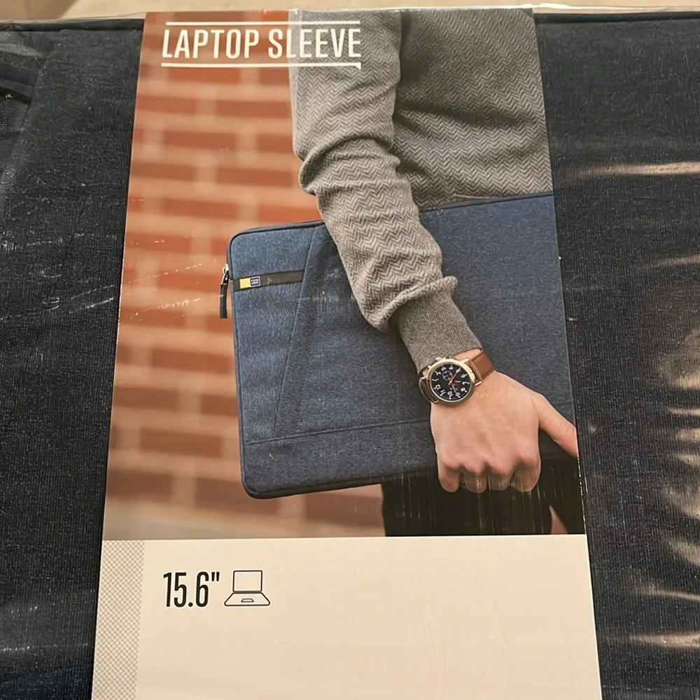 Case Logic Laptop Sleeve-15.6 inches-Blue/NWT
